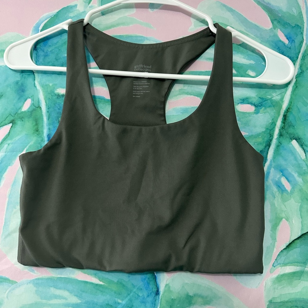 girlfriend collective Paloma Bra in Thyme, size Small